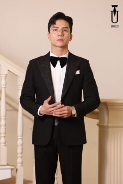BỘ TUXEDO ĐEN CỔ GẤM