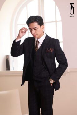 BỘ VEST ĐEN CARO 05