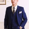 Vest xanh dương phù hợp với mọi tiệc tối