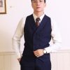 Vest xanh navy phù hợp với nhiều sự kiện