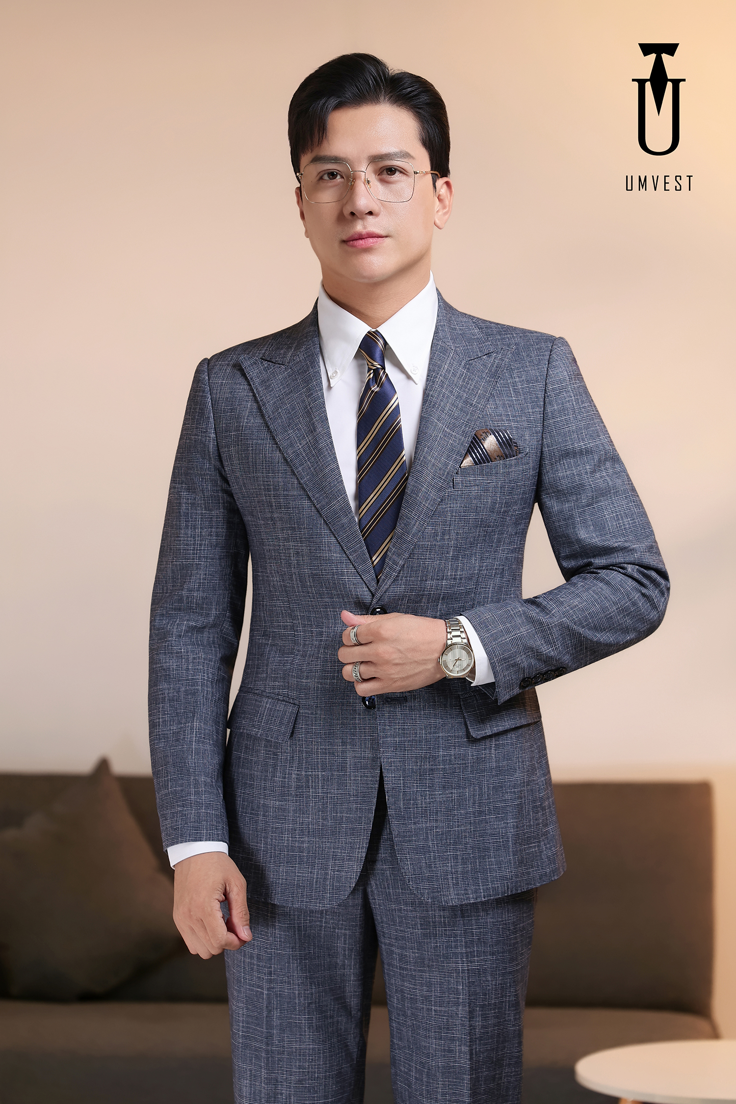 Vest Nam Xám Sọc Trắng