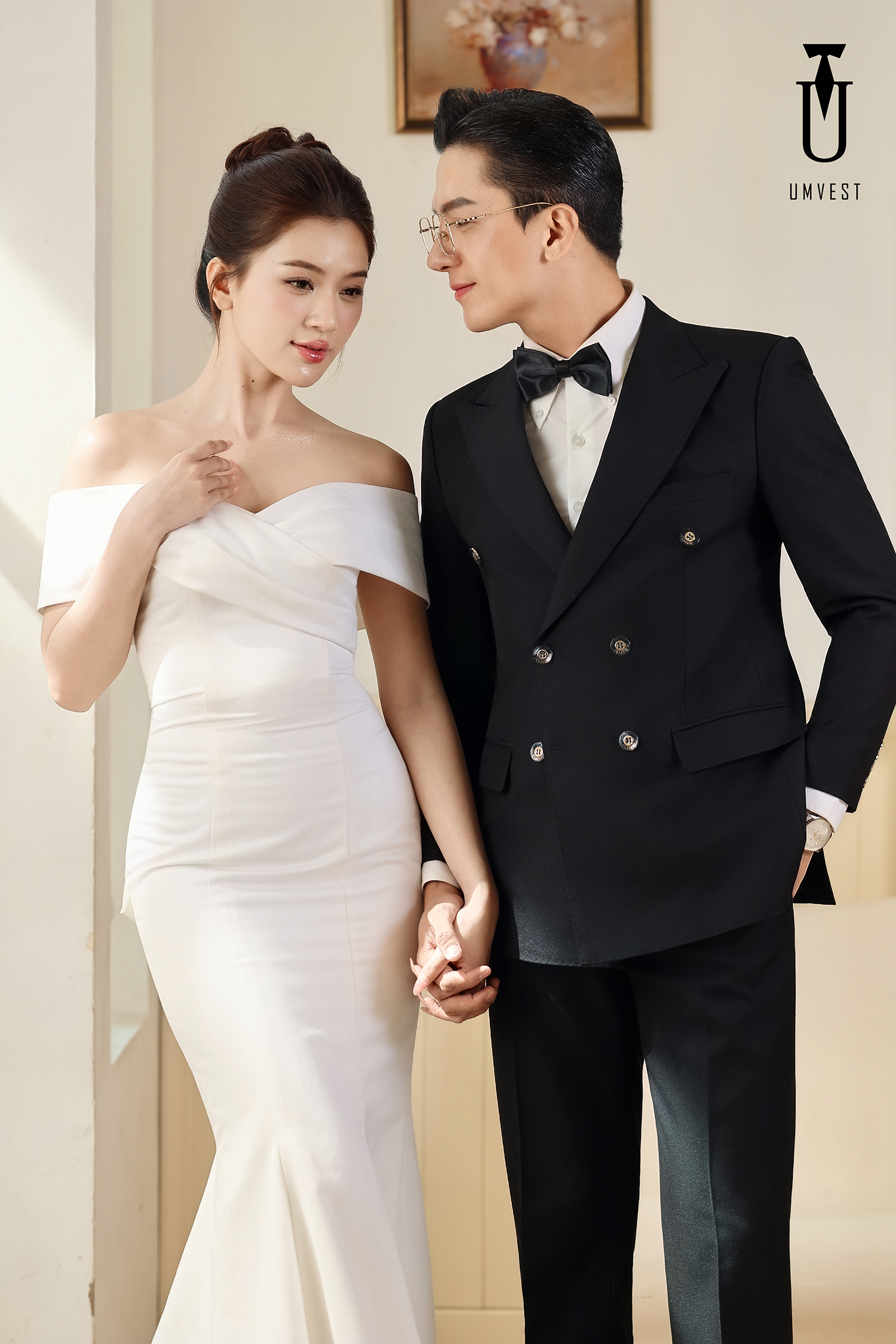 Vest Chú Rể Đen 6 Cúc
