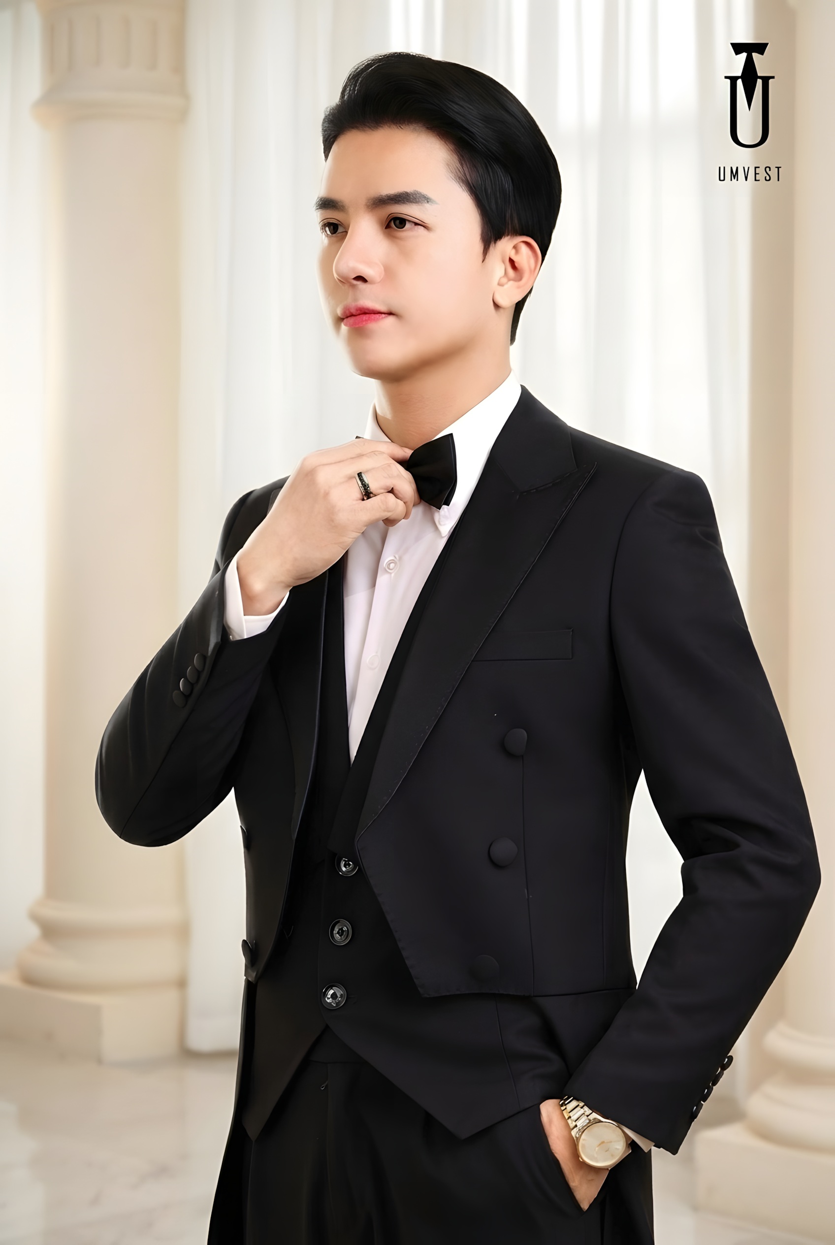 VEST ĐUÔI TÔM ĐEN