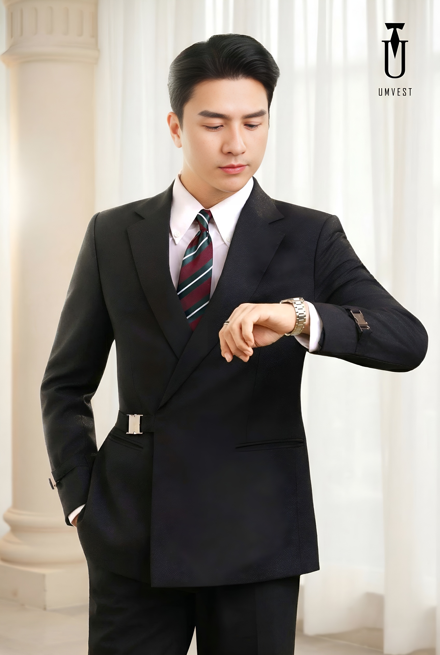 VEST KHÓA SẬP ĐEN