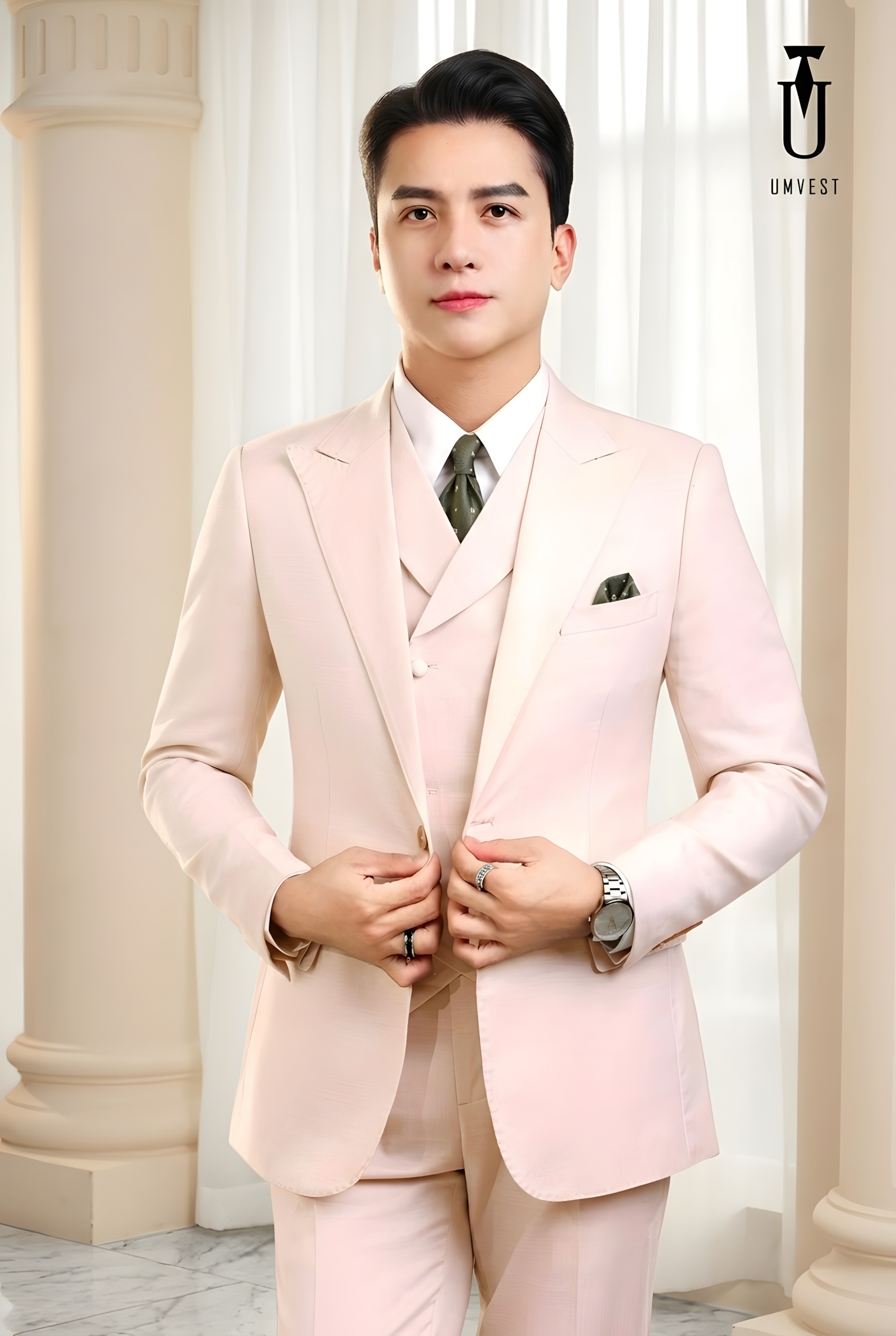 VEST TRẮNG KEM GILE SAM